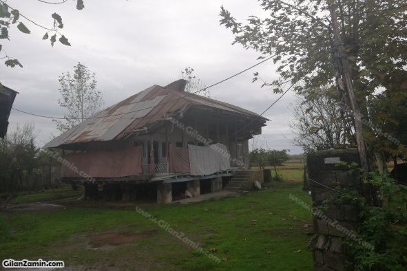 خانه کلنگی حیاط دار روستایی