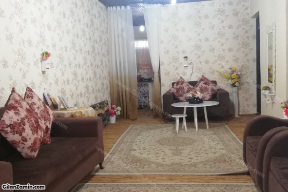 پذیرایی ویلا قدیمی